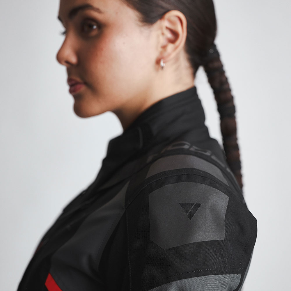 Jacket-Striker-III-Lady-black-dark-grey-3